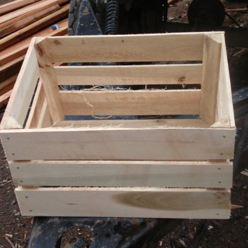 Thùng gỗ ghép thanh loại nhỏ